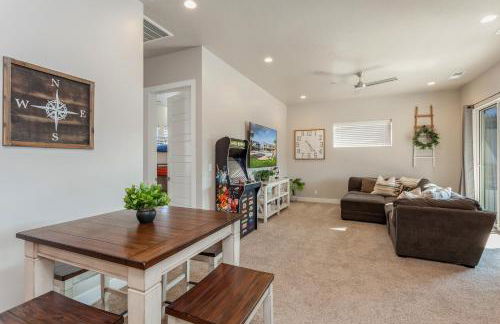 Ocotillo Springs 18 Sleeps 23, Community Pool and Hot Tub, Beautiful View of Ocotillo Springs Amenities - Foto 27