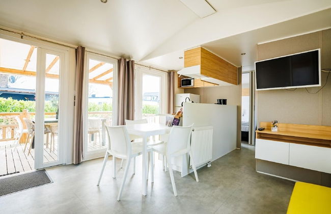 Chalet With Terrace at the Lake and Beach - Foto 24