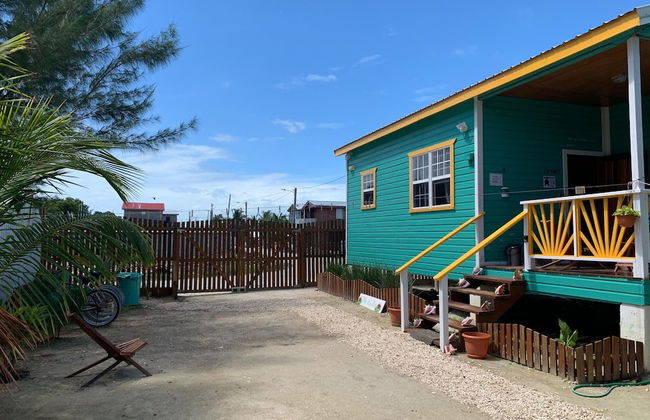 The Lily Pad - Photo 20