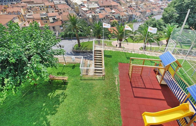 Holiday Flat in Pretty Residence With Communal Pool in Pietra Ligure - Foto 30