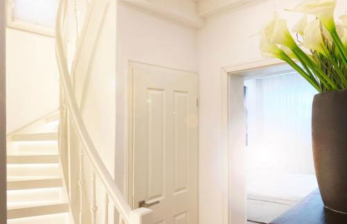 White Apartment Hamburg - Foto 17