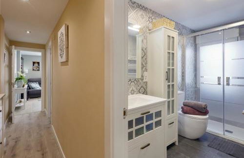 Ático Fdez Vega con terraza y vistas - Foto 3