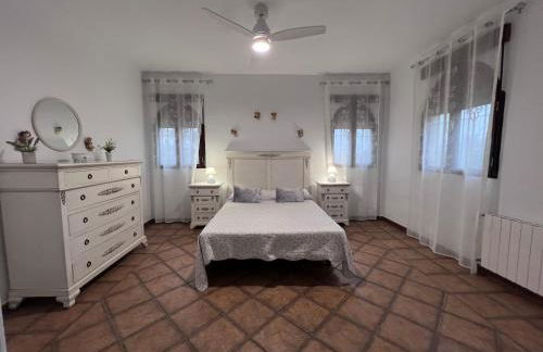 El Carmen - Photo 30