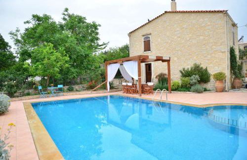 Allaria Villa Traditional Villa - Photo 27