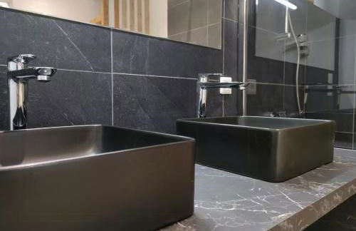 Family Villa Overlooking Lake Serre-Ponçon - Foto 24