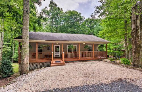 Slopes, Trails and More! Beech Mountain Home with Deck - Foto 1