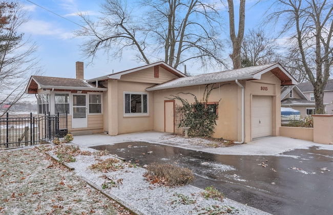 Amazing Lakefront Retreat On Long Lake! 2 Bedroom Home by RedAwning - Photo 48