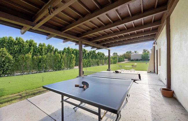 Starlight Estate by Avantstay 26 People! Architectual Mansion w/ Pool, Tennis Court, Game Room - Photo 53