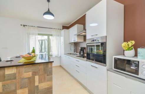 Villa Martin - Countryside Retreat with Pool & Pavilion - Foto 24