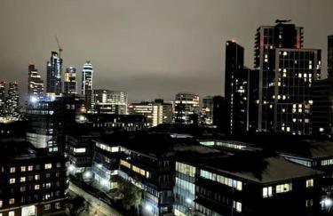 Self-catering fully equipped apartment in Vauxhall - Photo 1