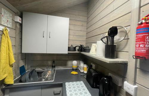 Daisy Cabin - Photo 21