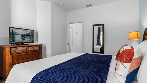 3 Bedrooms S / Lucaya Village Townhouse by RedAwning - Foto 5, Zimmer