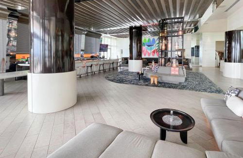 Luxury Corner 1 BR W Residence with Fantastic Intercoastal Views, Pool & Hot tub - Foto 23