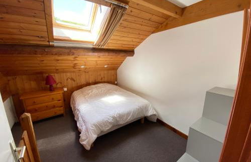 LE PASSE-MONTAGNE Bel appartement avec terrasse dans vieille ferme de montagne rénovée - Foto 15