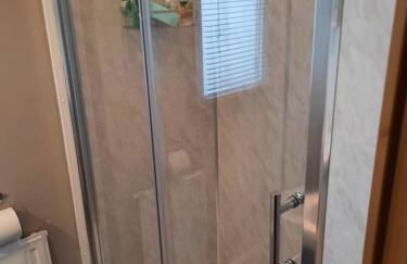 L3 Millfields 4 Berth Luxury Caravan DG & GCH Family's Only And Lead Person Must Be Over 30 - Foto 22