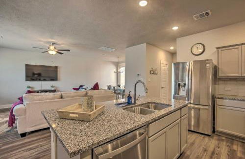 College Station Townhome with Furnished Patio! - Foto 11