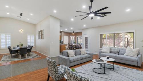 Bold Blue Retreat in Henderson - Foto 5