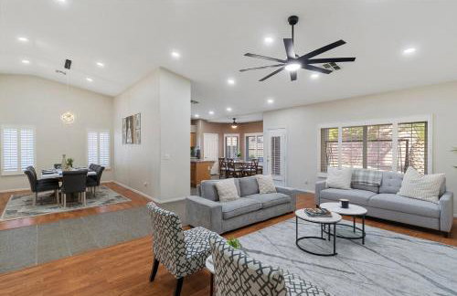 Bold Blue Retreat in Henderson - Foto 5