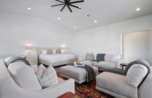 Studio Pool House by Xquisite Rentals - Photo 10