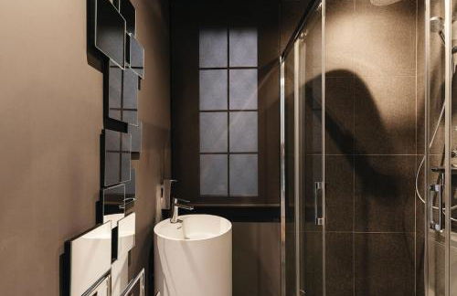 Top ten street in the world by Time Out Front View of Casa Batlló - Photo 35