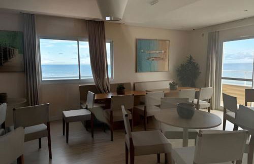 Lindo Studio em frente a praia - Foto 20