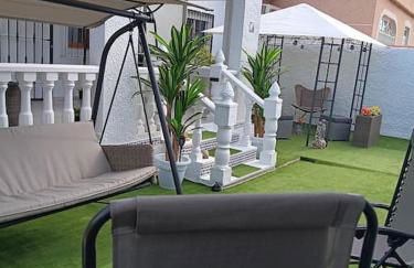 Villa in La Marina with cozy garden and private solarium - Foto 26