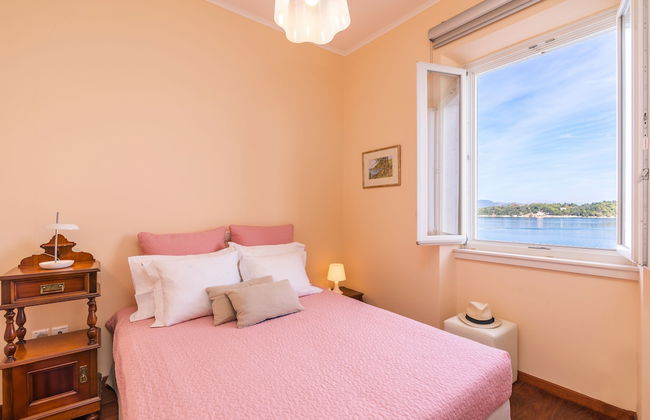 Mouragia Luxury Seaview Suite by Konnect - Foto 3