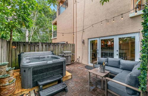 Salty Fox 5BD Oasis w Spa, Beach & Downtown - Foto 9