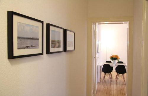 Nollendorf Apartments - 1 separate bedroom and 1 living room with sofa bed in Motzstraße - Foto 52