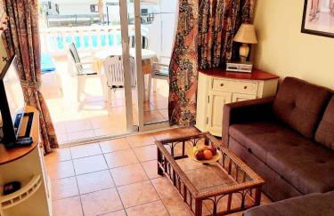 FIRST LINE Villa Floor Studio Apartment with amazing sea view Air Conditioned just 50m from the beach - Foto 6