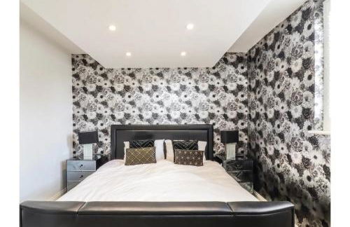 6BD Vacation Home with Indoor Pool - Foto 17