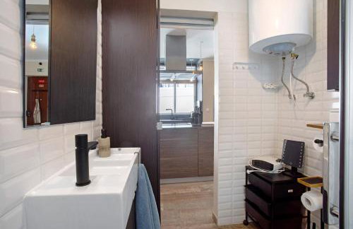 Home Away From Home - Photo 8