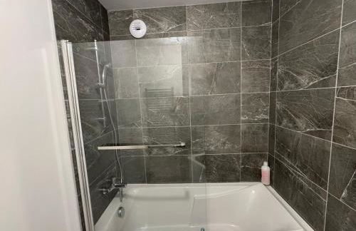 Appartement cosy avec terrasse - Photo 14