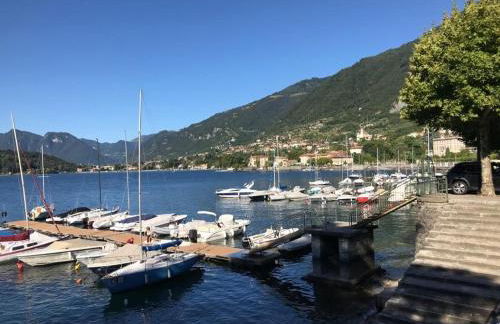Casa Intignano - Camera con bagno e portico vista lago - Foto 50