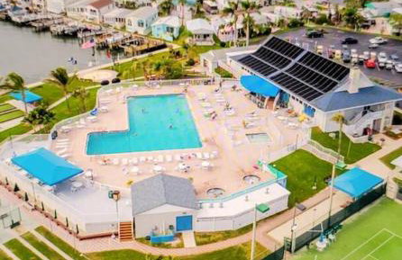 Stylish 2 bedroom home Steps from private beach - Foto 34