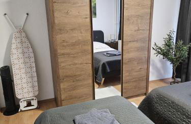 Large Central Apartment - MODERN & Fully Equipped - near fair - Foto 5