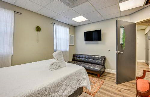 8 Mi to Tarpon Springs Sponge Docks Gem with Games - Foto 16