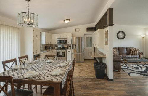 Serene Family Home Sleeps 16! - Foto 15