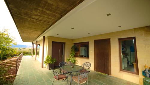 CASA LAS 7 CEPAS moderna y acogedora en plena naturaleza - Foto 4