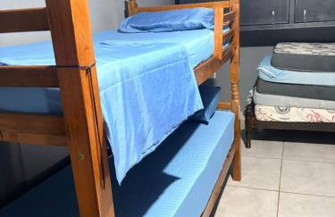 Residencial Casas 1 e 2 quartos Tv Ar Estacionamento Wifi Próximo ao Centro e Paraguai - Foto 5