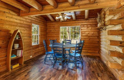 Log Cabin w/ pool, spa, game room, sleeps 20 - Foto 27