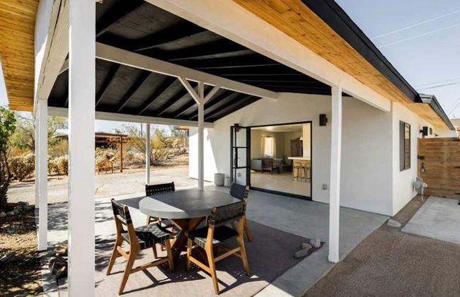 Cozy 2-bedroom Retreat in Joshua Tree - Foto 1