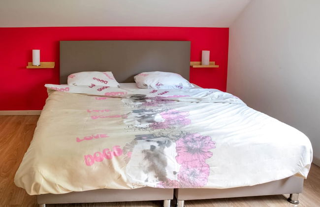 Pleasant Holiday Home With Infrared Sauna - Photo 11