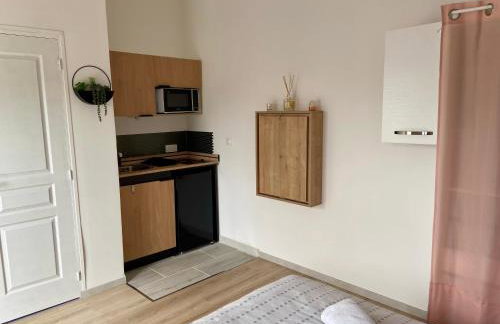 Maisonnette cosy au calme terrasse local vélo - Foto 9