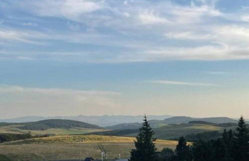 T3 duplex Super Besse, parking, piscine, wifi - Photo 3