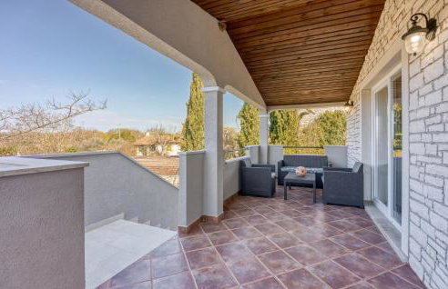 3 Bedroom Nice Apartment In Kanfanar - Photo 27