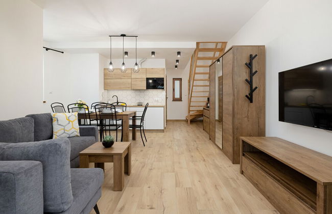 Zielona 11 Apartments by Renters - Photo 49