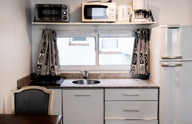 Moreno 820 by DOT Suites - Photo 15