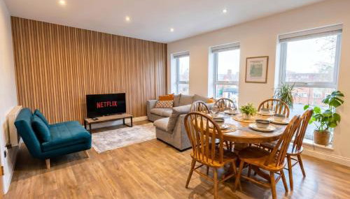Central Birmingham Group Apartment with Parking and Fast WiFi - Photo 1
