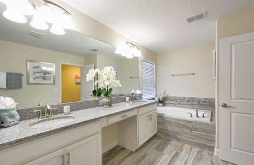 Solterra - 5 Bedrooms House w/pool-7035SR Home by RedAwning - Foto 44